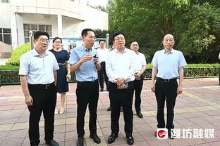 骑士主帅：斯特鲁斯的表现不可思议 他从来不会放弃